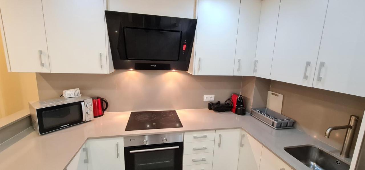 Avenida De Arteixo. Precioso Apartamento A Coruna Luaran gambar